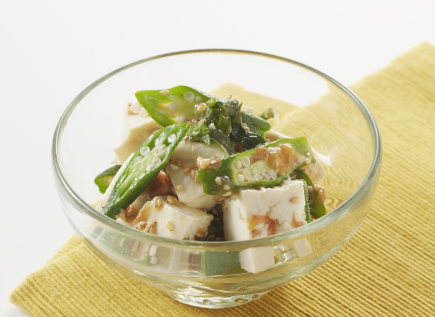 豆腐とオクラの梅サラダ