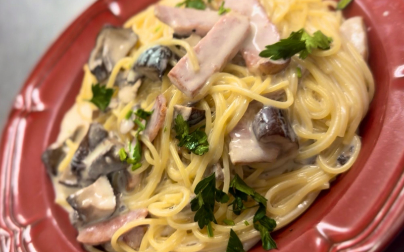クリームスープの素で作るクリームパスタ